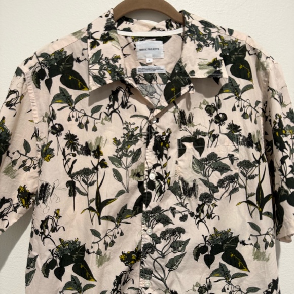Norse Projects Floral Print Camp Collar Button Down Shirt Size Medium - Picture 3 of 8